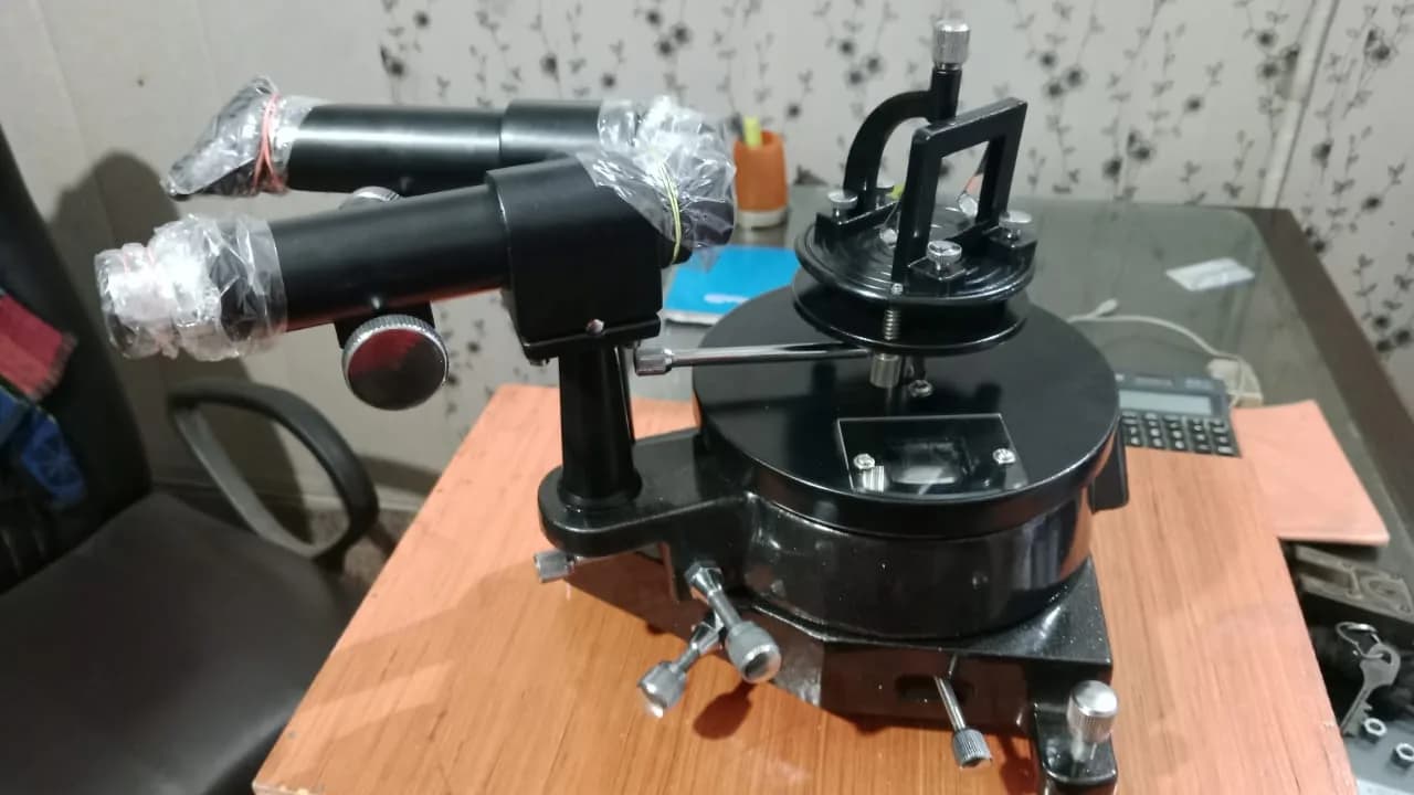 Spectrometer supplied by RS Electronics, Kolkata