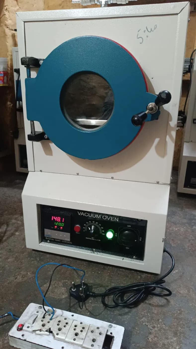 Vacuum Oven supplied by RS Electronics, Kolkata